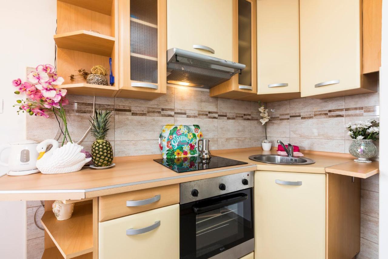 Apartmani I Soba Roberto I Mirjana Valun Luaran gambar