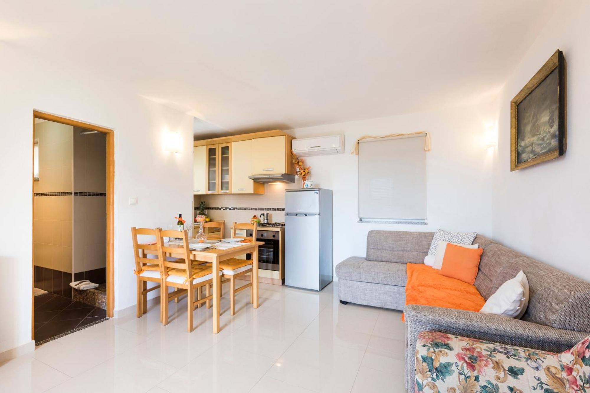 Apartmani I Soba Roberto I Mirjana Valun Luaran gambar