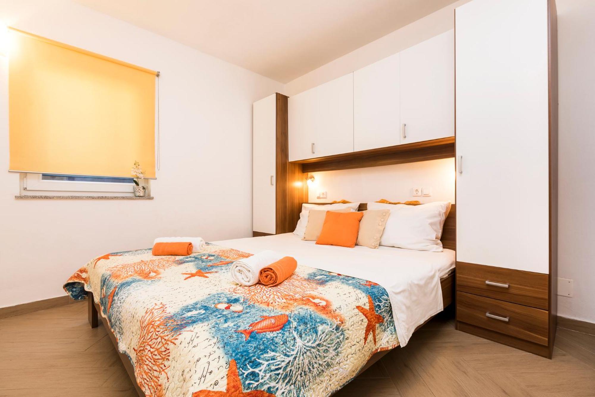 Apartmani I Soba Roberto I Mirjana Valun Luaran gambar