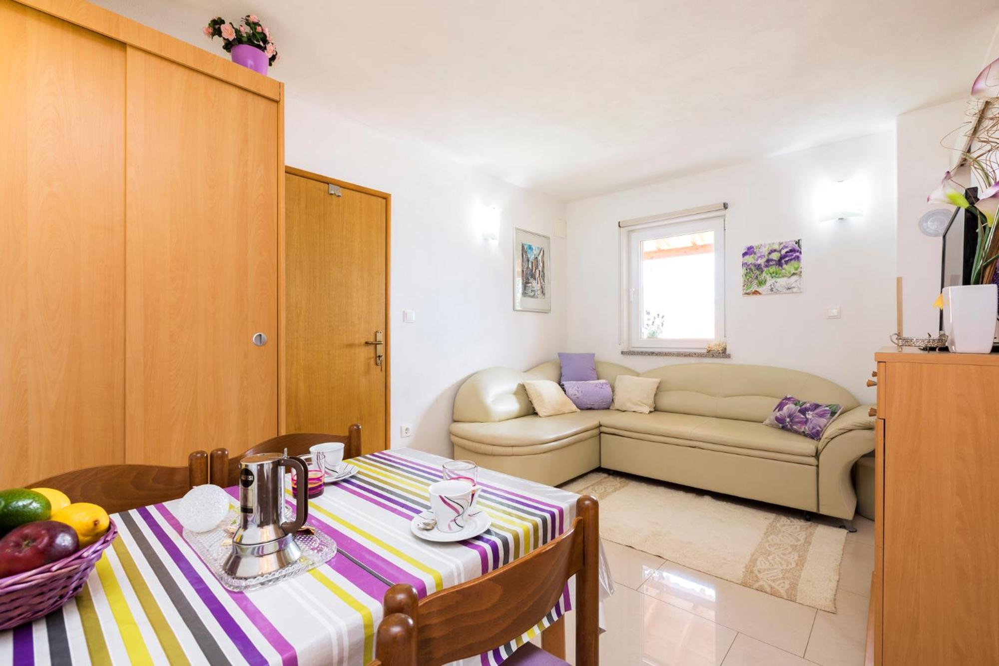 Apartmani I Soba Roberto I Mirjana Valun Luaran gambar