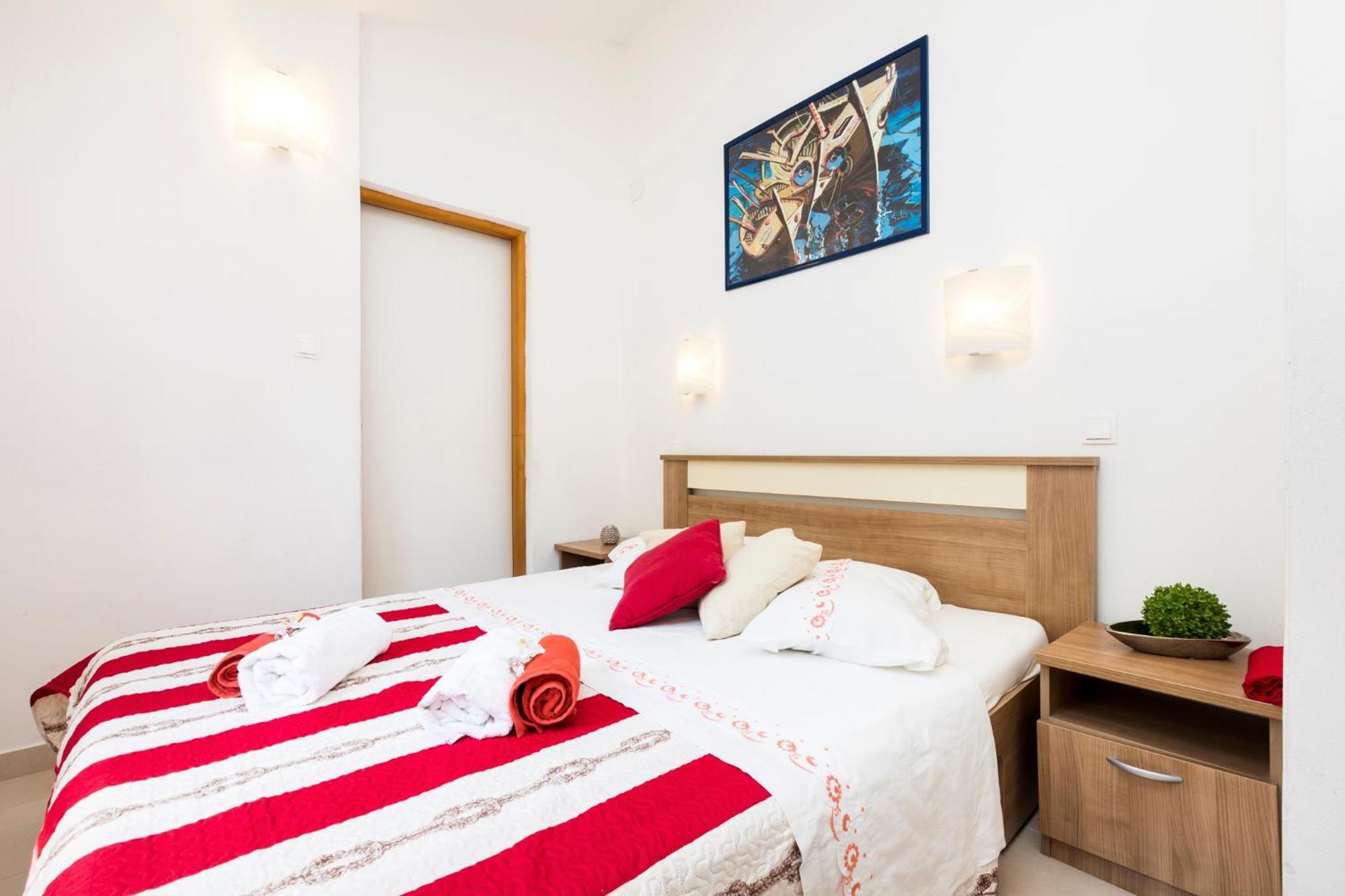 Apartmani I Soba Roberto I Mirjana Valun Luaran gambar