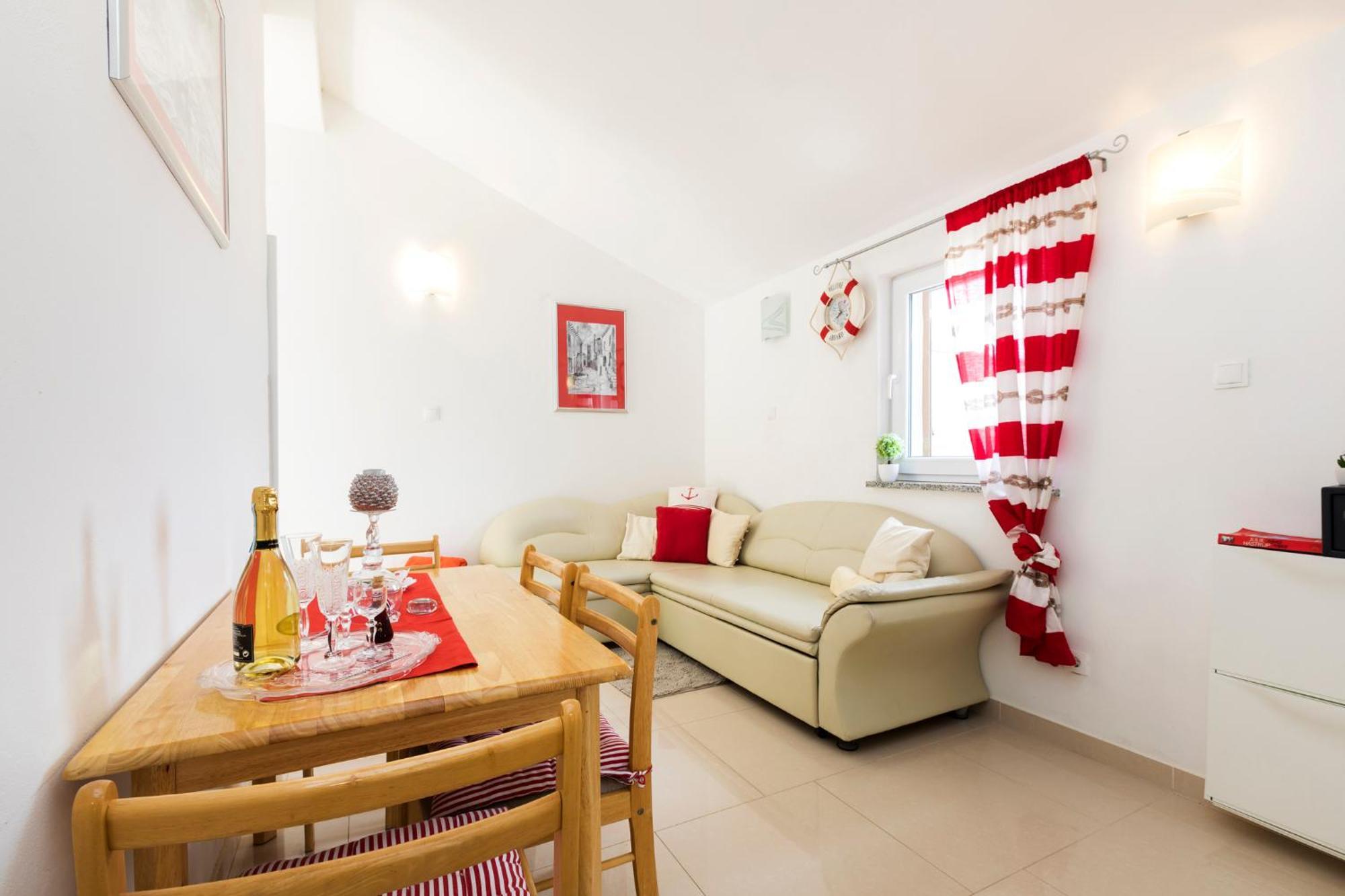 Apartmani I Soba Roberto I Mirjana Valun Luaran gambar